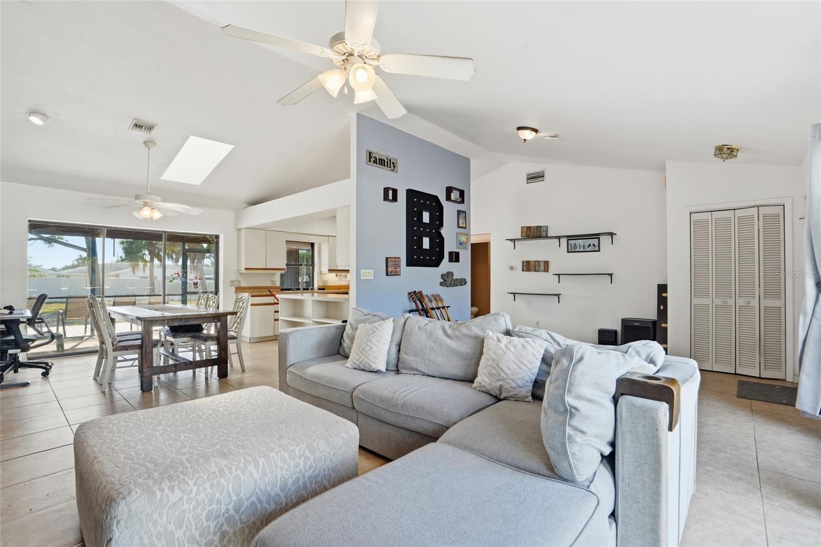 GULF COAST GROVES SUB - Residential