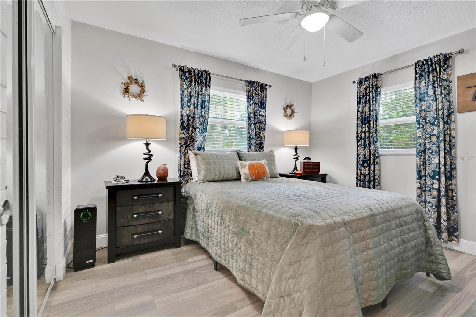 705 NE 44TH AVE