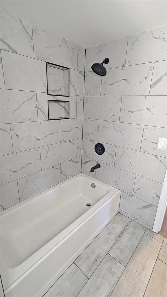 SHERWOOD ESTATES - Residential