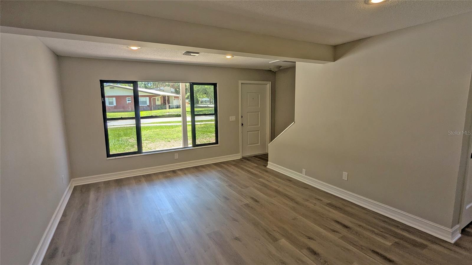 SHERWOOD ESTATES - Residential