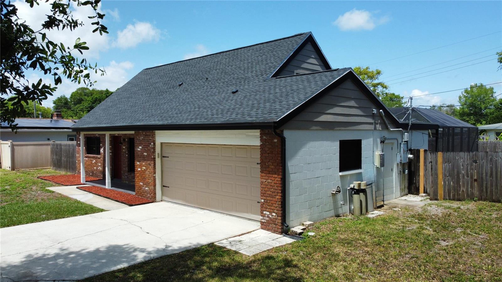 SHERWOOD ESTATES - Residential