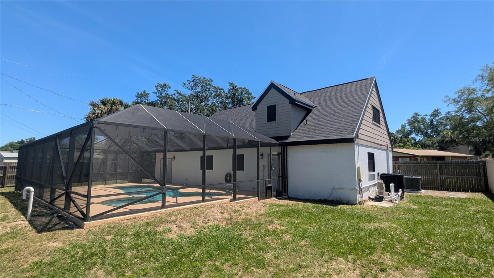 SHERWOOD ESTATES - Residential