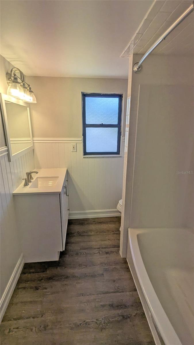 SHERWOOD ESTATES - Residential