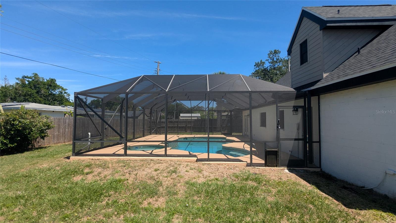 SHERWOOD ESTATES - Residential