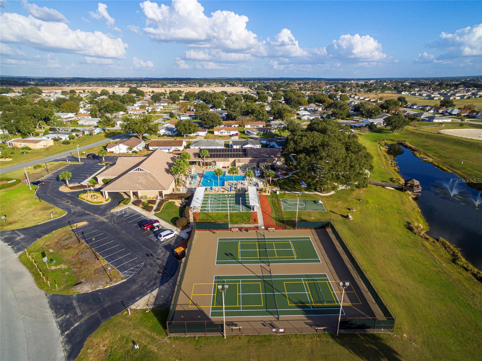 MARION LANDING - Residential