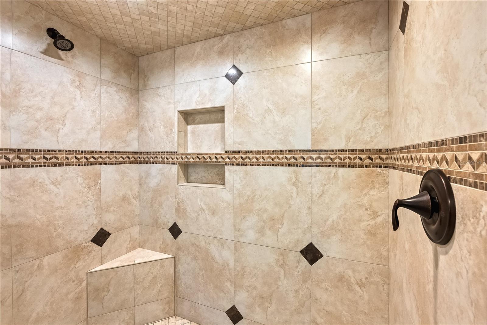 CASARINA - Residential