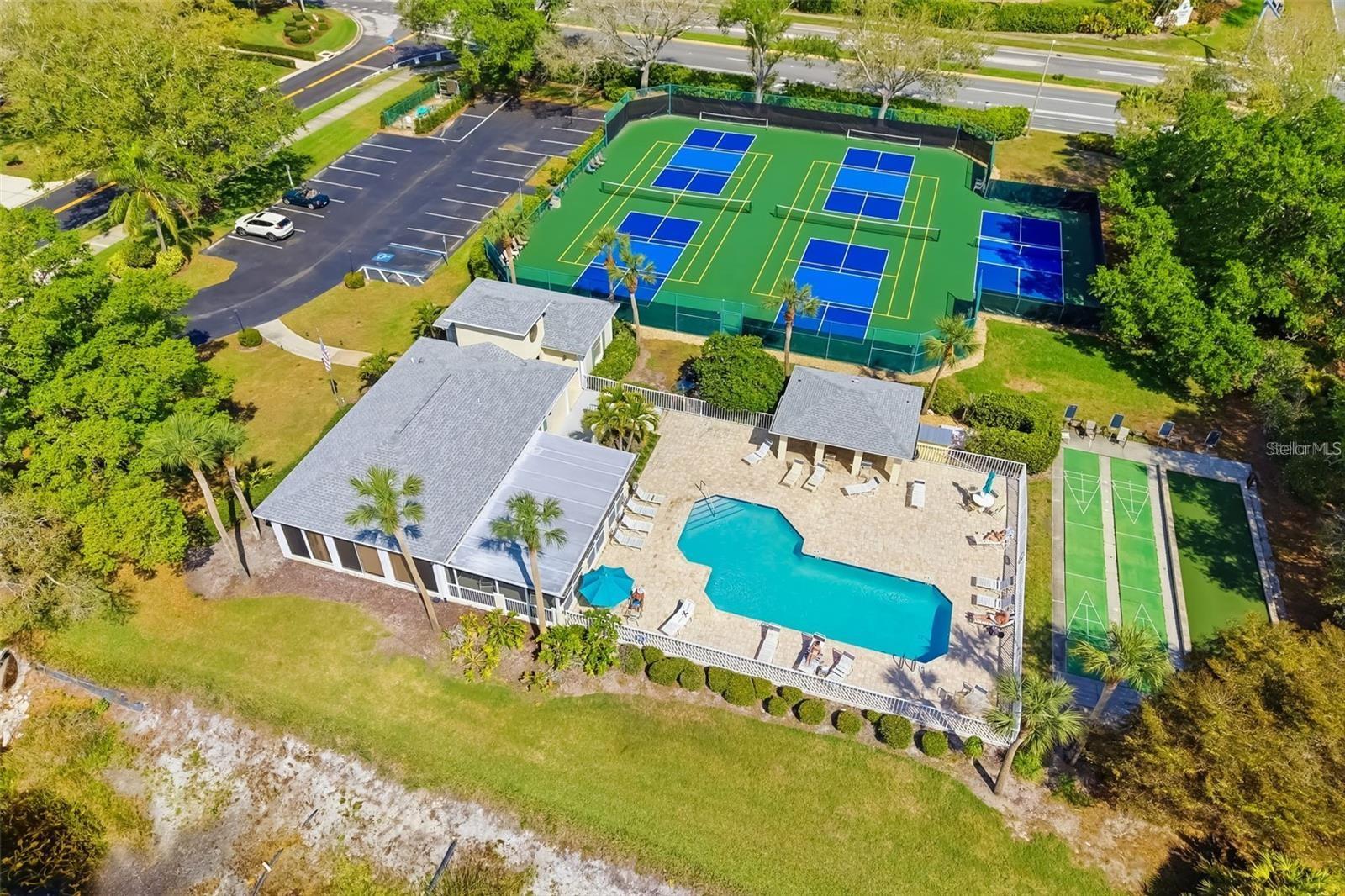 GARDENS WATERSIDE VILLAGE - Residential