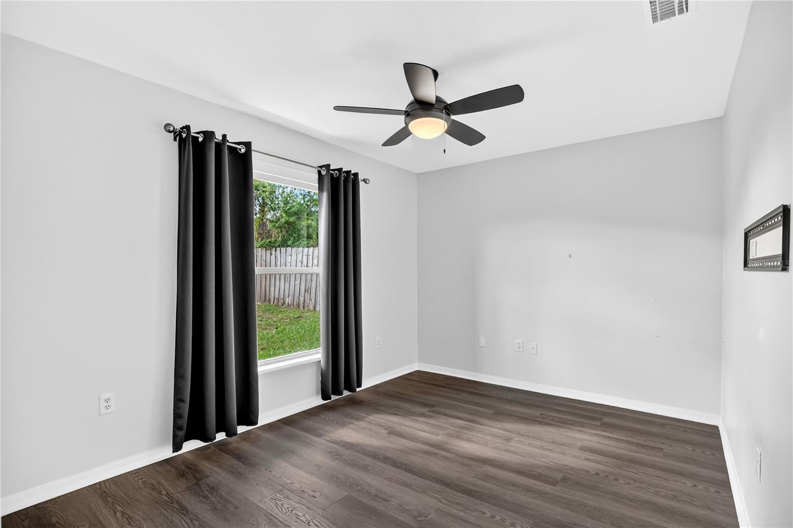 DELTONA LAKES - Residential