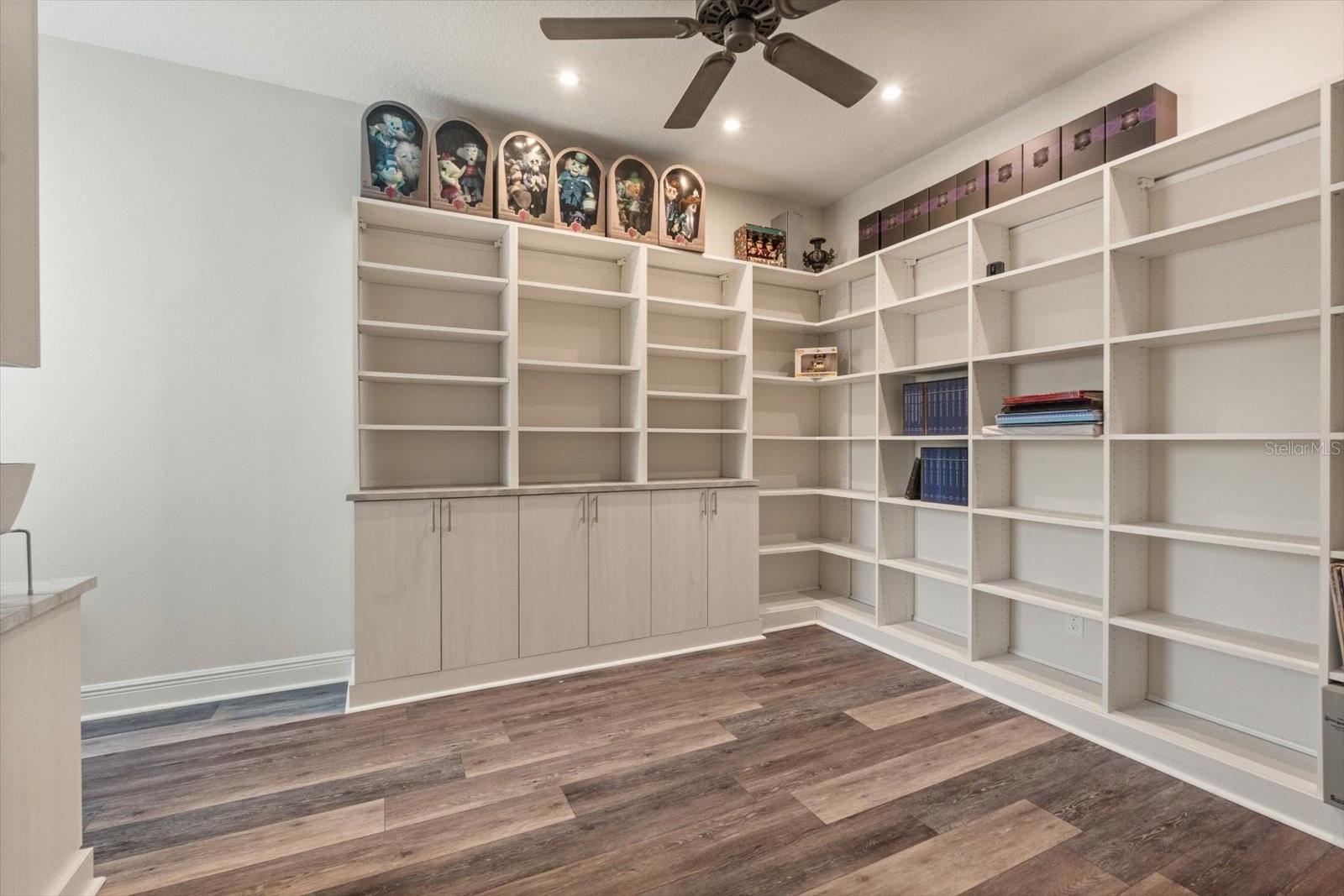 HAMMOCK PARK - Residential