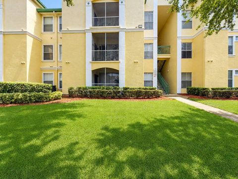 Photo of 8815 Dunes Court #105, Kissimmee, FL 34747 (MLS # O6407721)