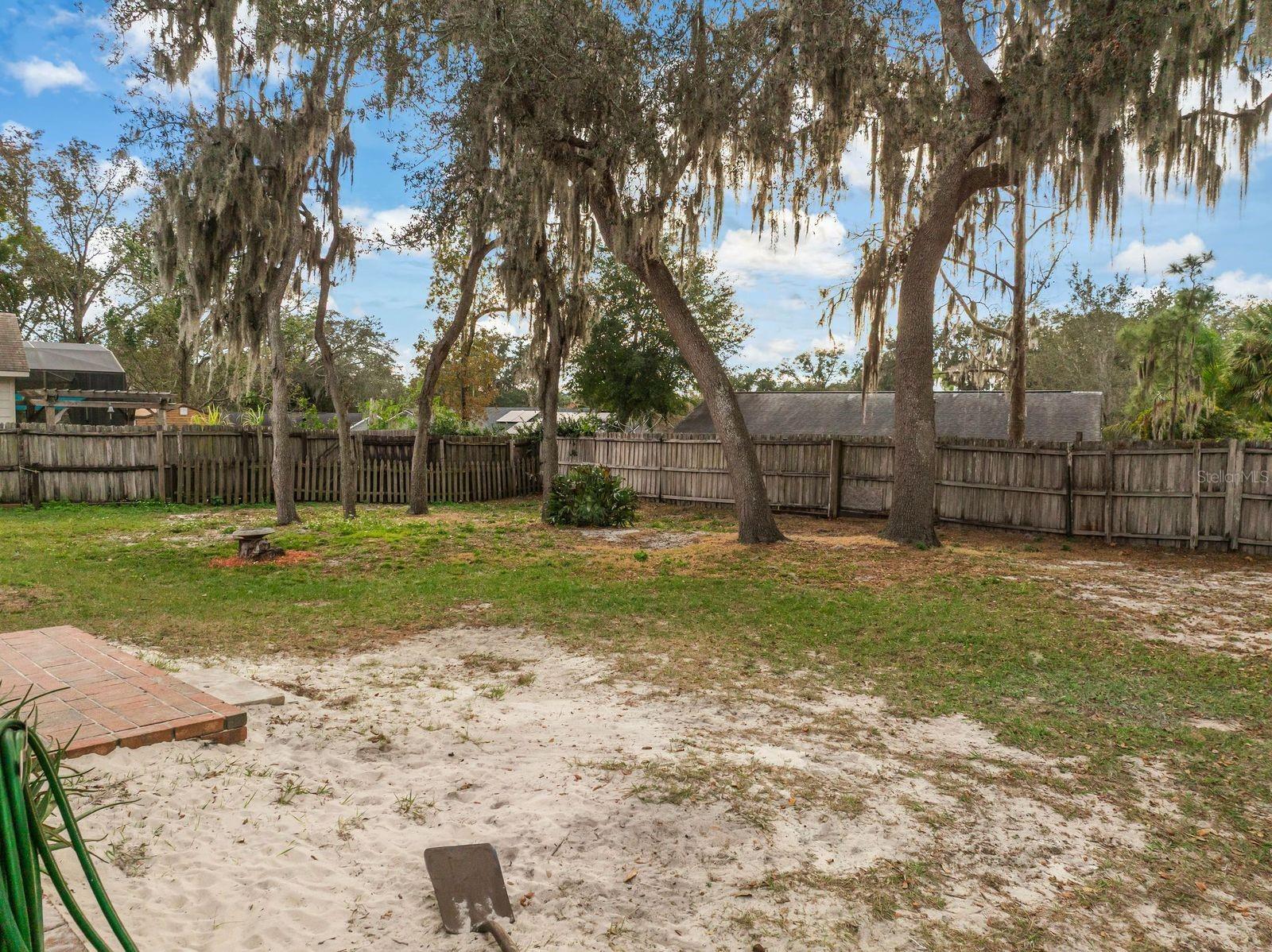 FRST OAKS - Residential