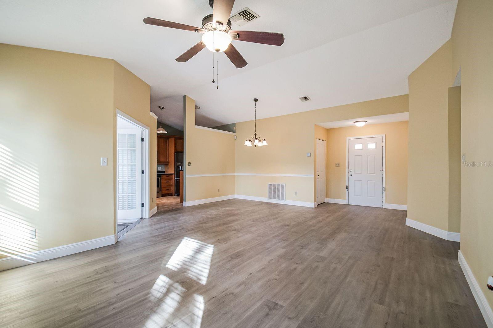 FRST OAKS - Residential