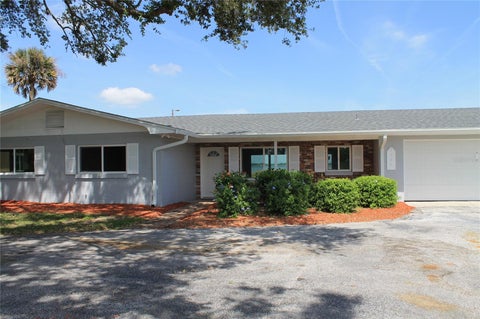 Photo of 2700 Crump Road, Winter Haven, FL 33881 (MLS # P4939787)
