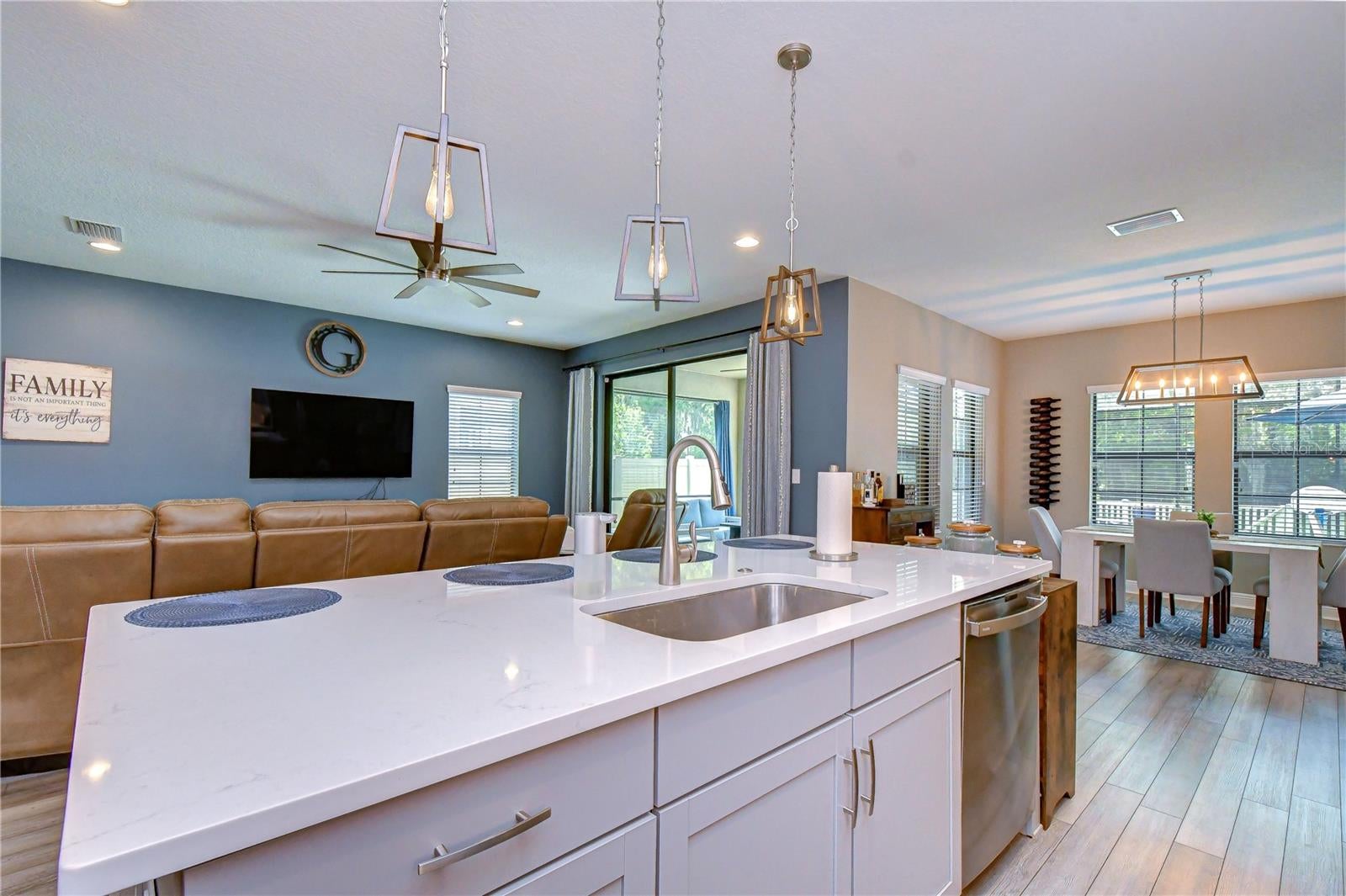 HAWKSTONE - Residential