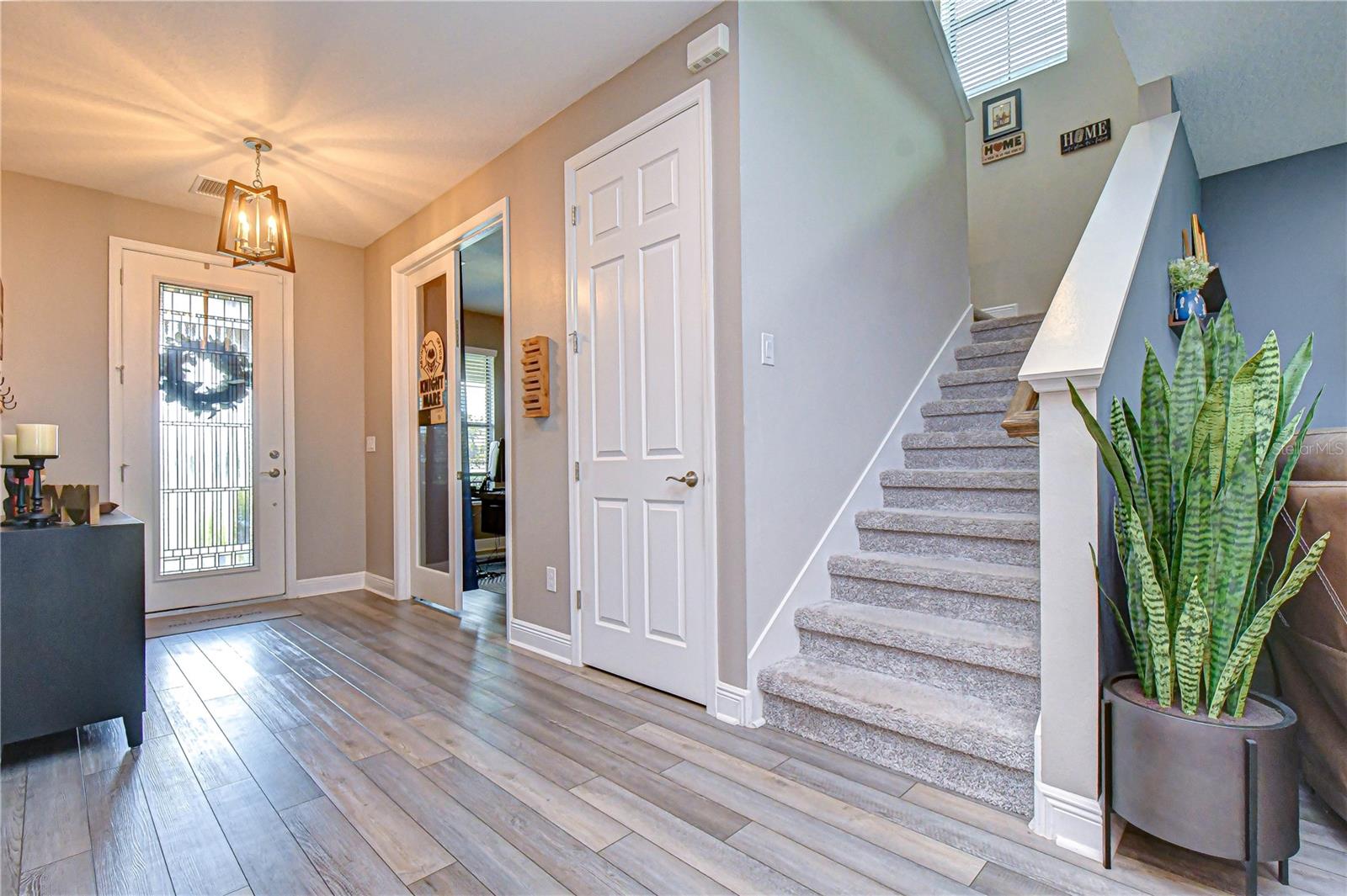 HAWKSTONE - Residential