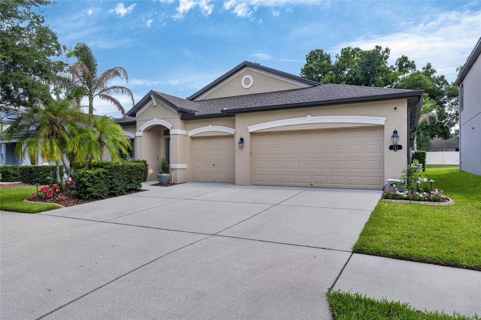 204 DAKOTA HILL DRIVE