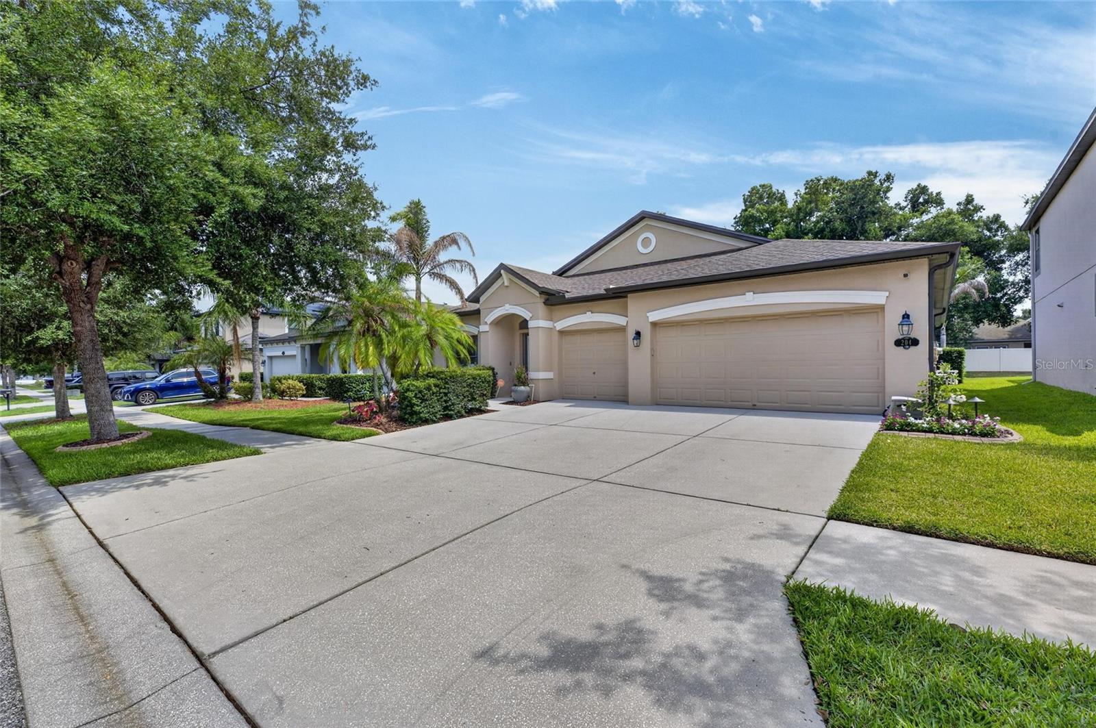 204 DAKOTA HILL DRIVE