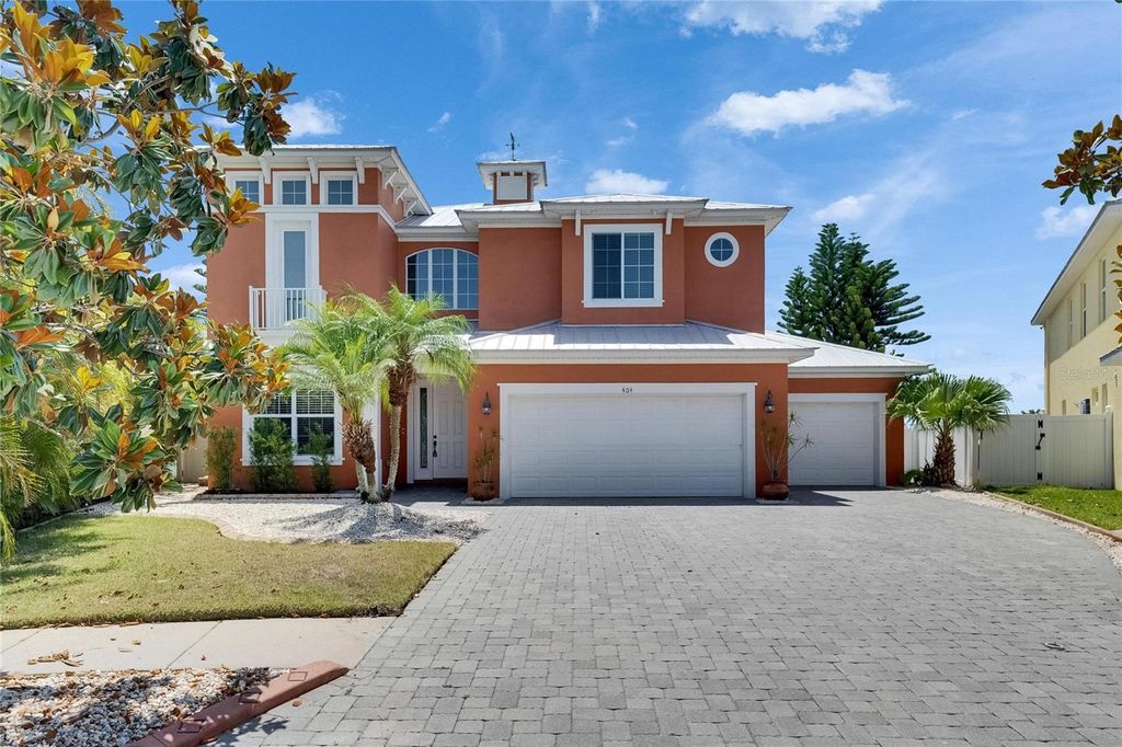 Photo of 404 Bahama Grande Boulevard, Apollo Beach, FL 33572 (MLS # TB8385858)