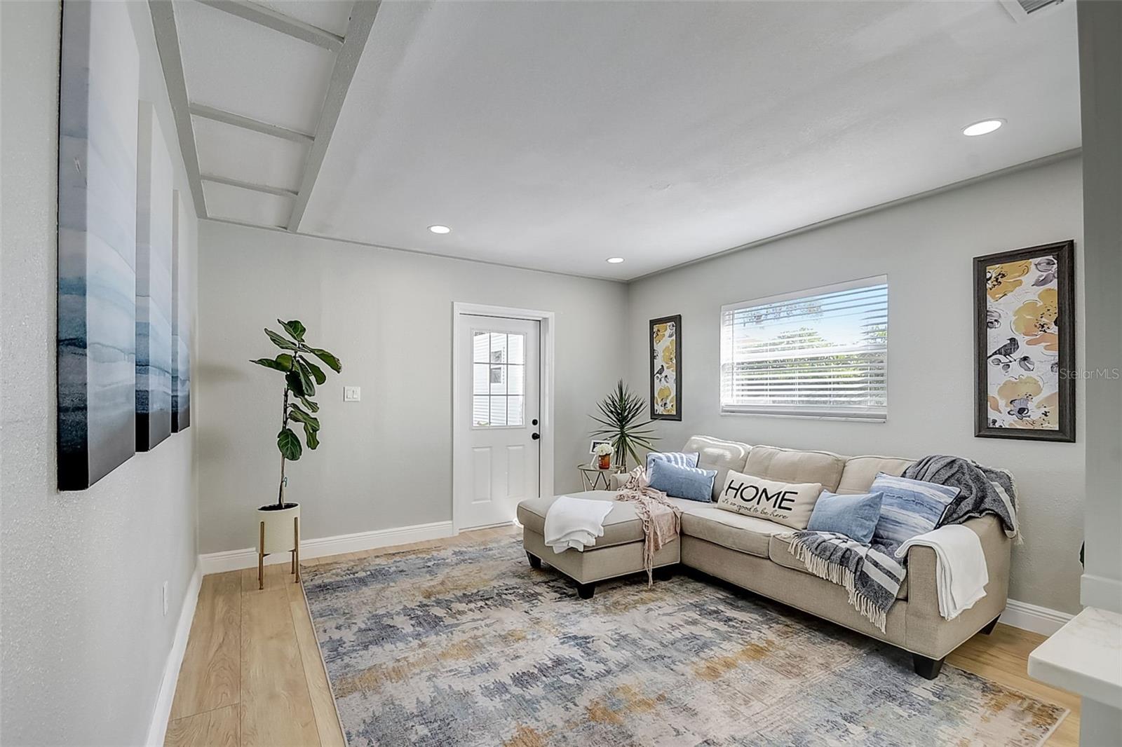 GROVE PARK ESTATES UNIT 5 - Residential