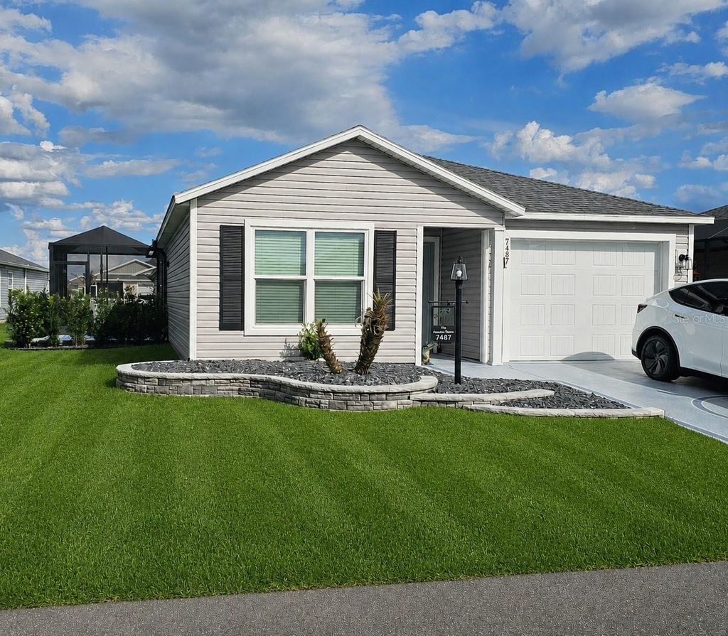 Photo of 7487 Boyso Terrace, The Villages, FL 34762 (MLS # G5112730)