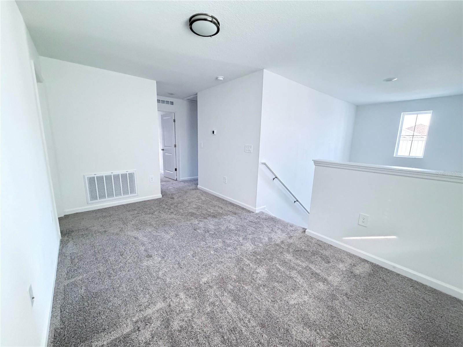 RANCHES/LK MCLEOD II - Residential Lease