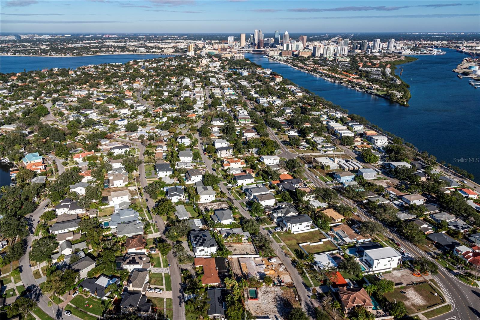 BYARS THOMPSON ADD DAVIS - Land