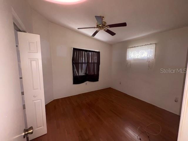 VENICE GROVES - Residential