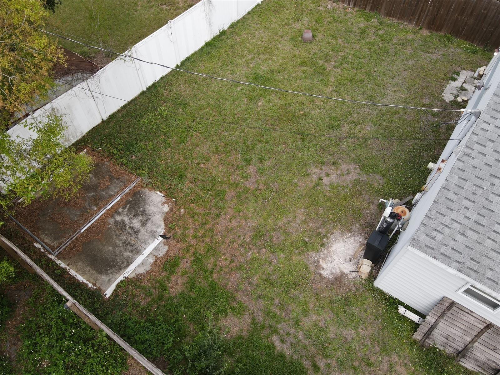 VENICE GROVES - Residential