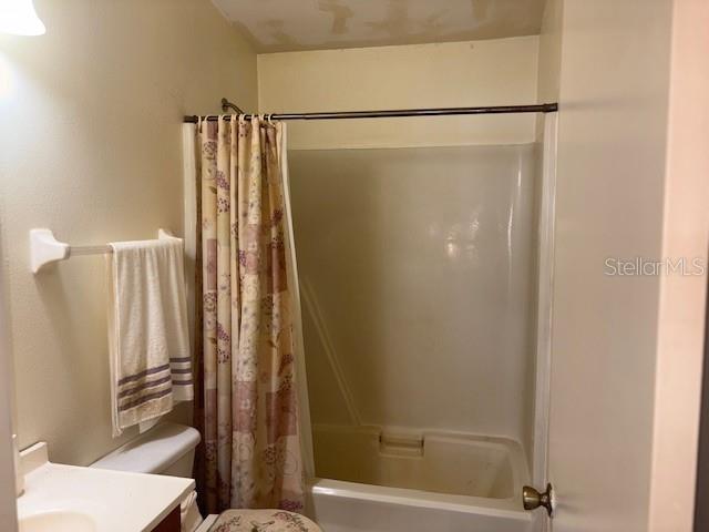 VENICE GROVES - Residential