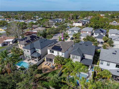 A home in SEMINOLE