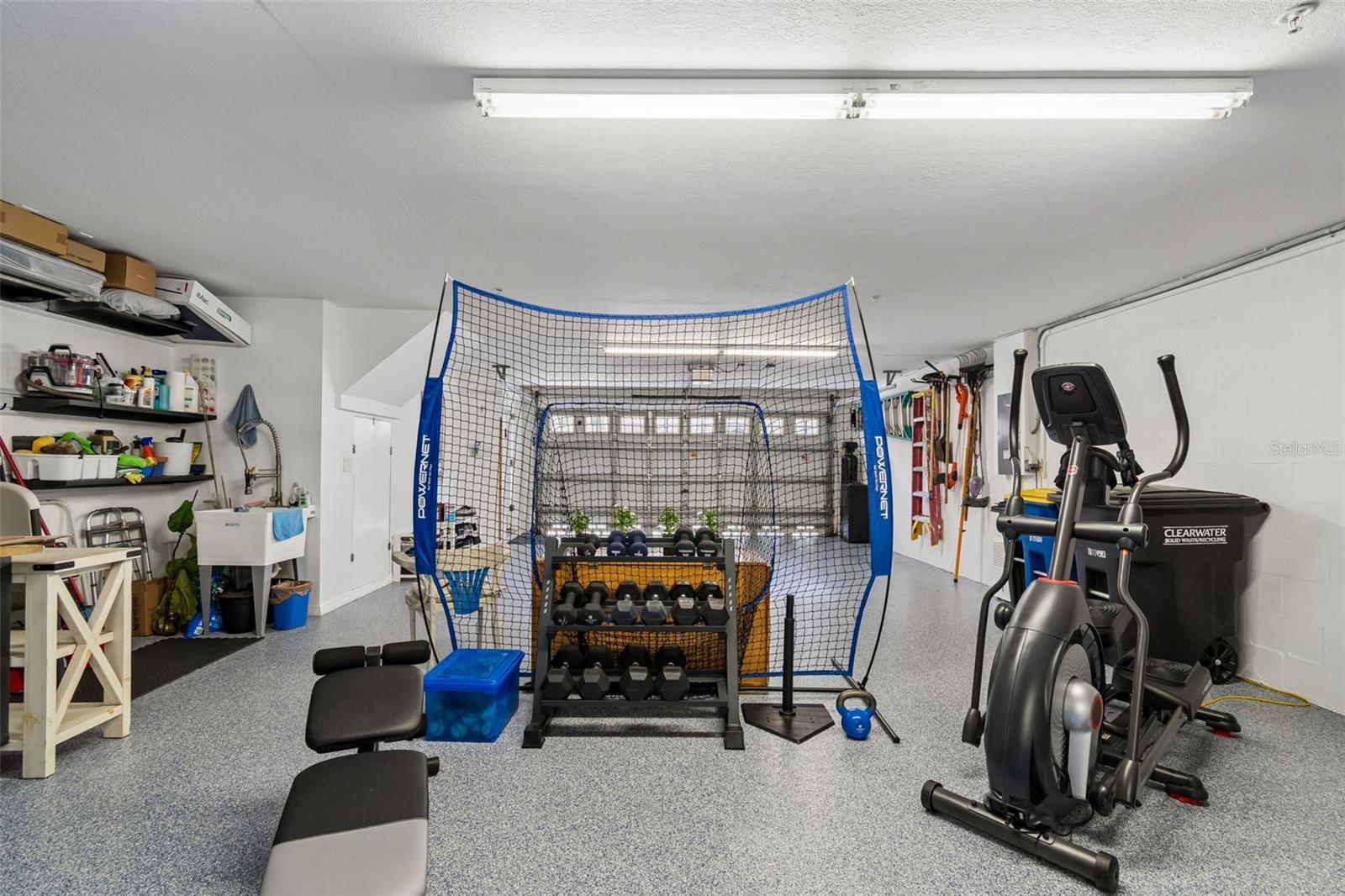 BAYSHORE TWNHS - Residential