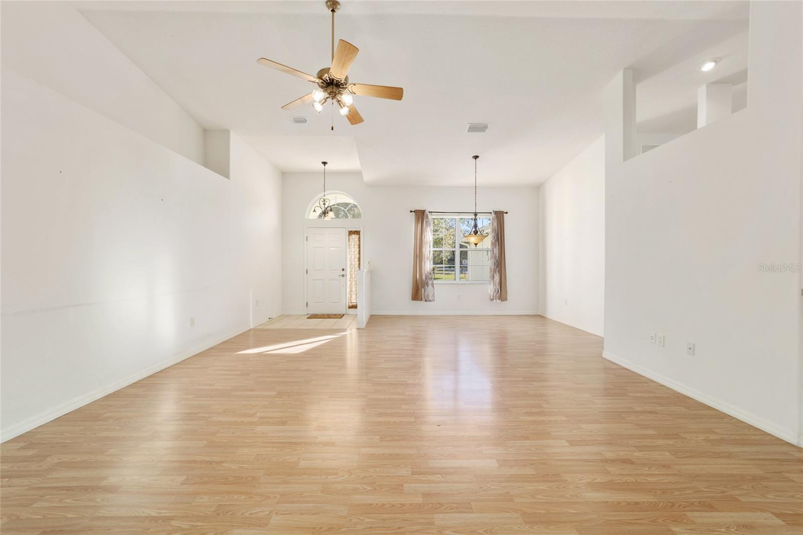 PINE RIDGE UNIT 03 - Residential