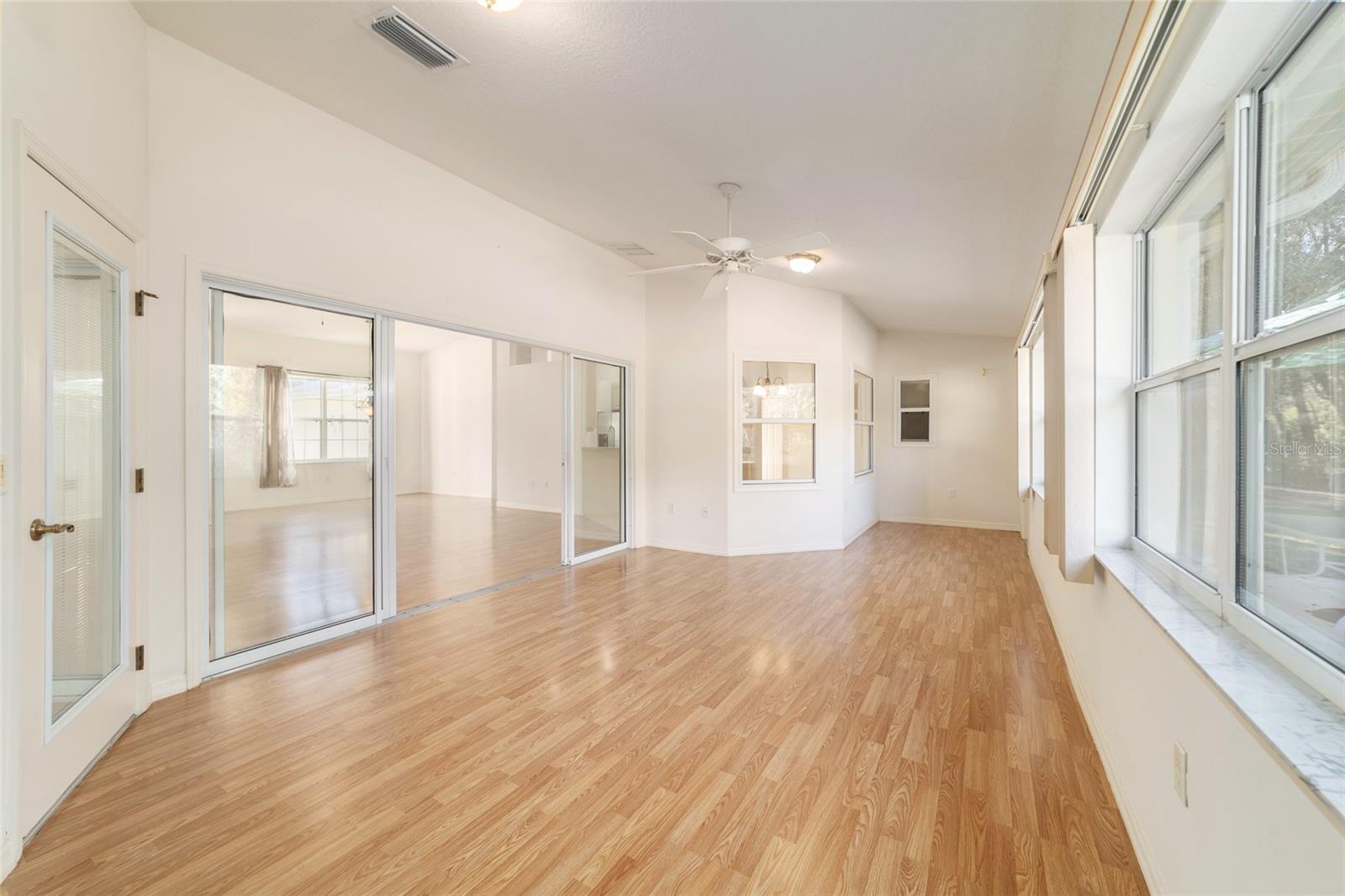 PINE RIDGE UNIT 03 - Residential