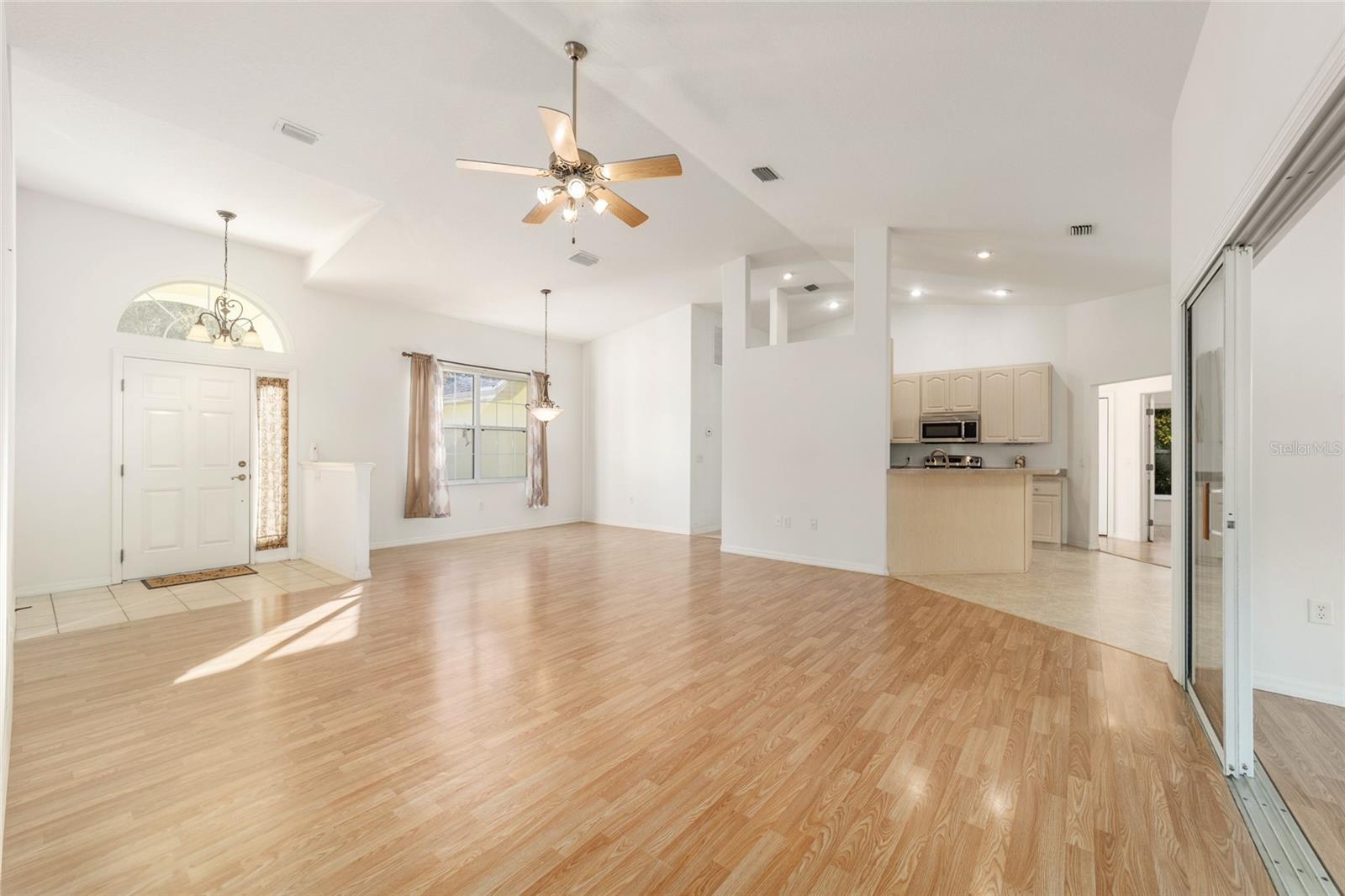 PINE RIDGE UNIT 03 - Residential