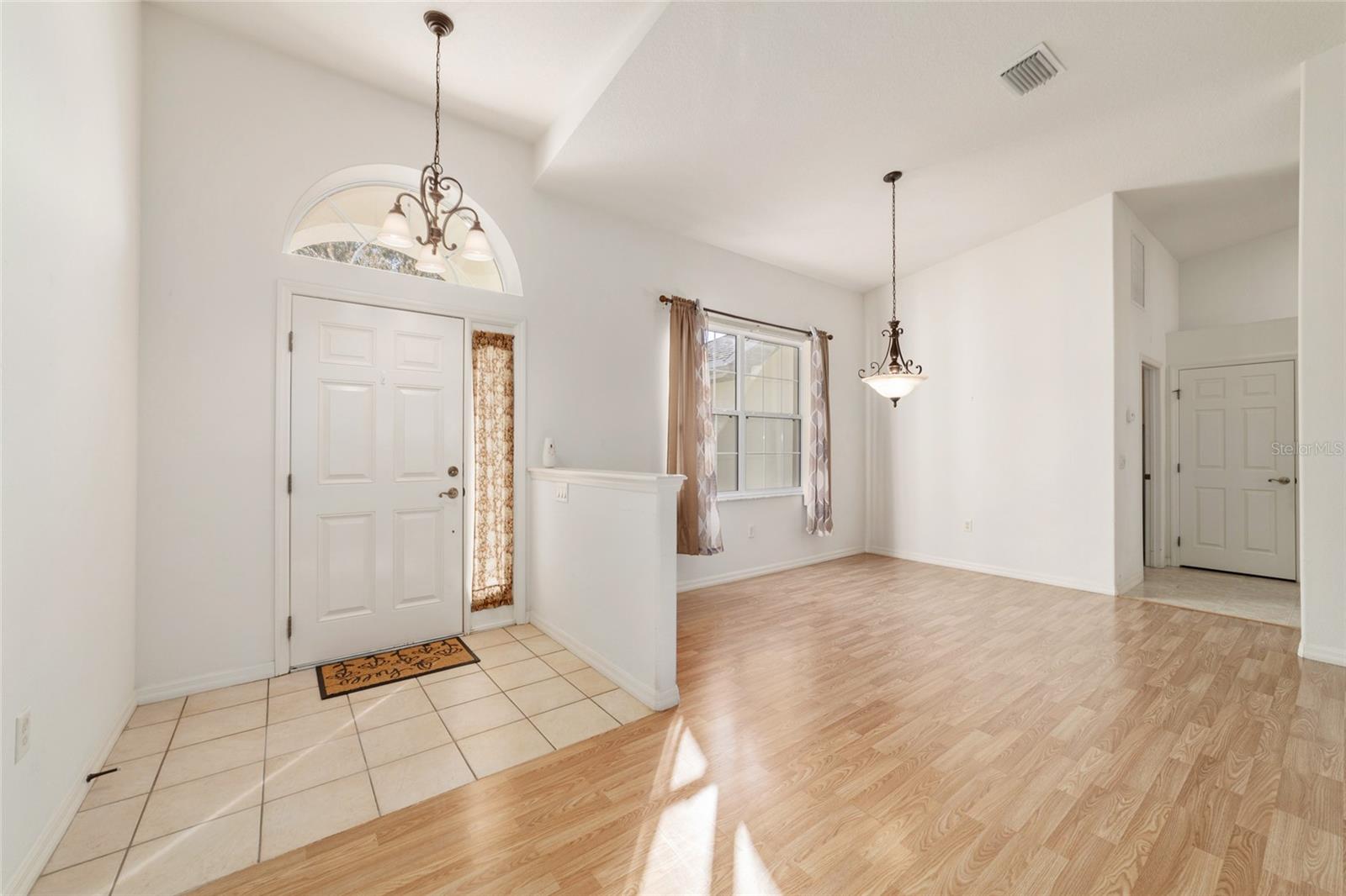 2340 W TALL OAKS DRIVE