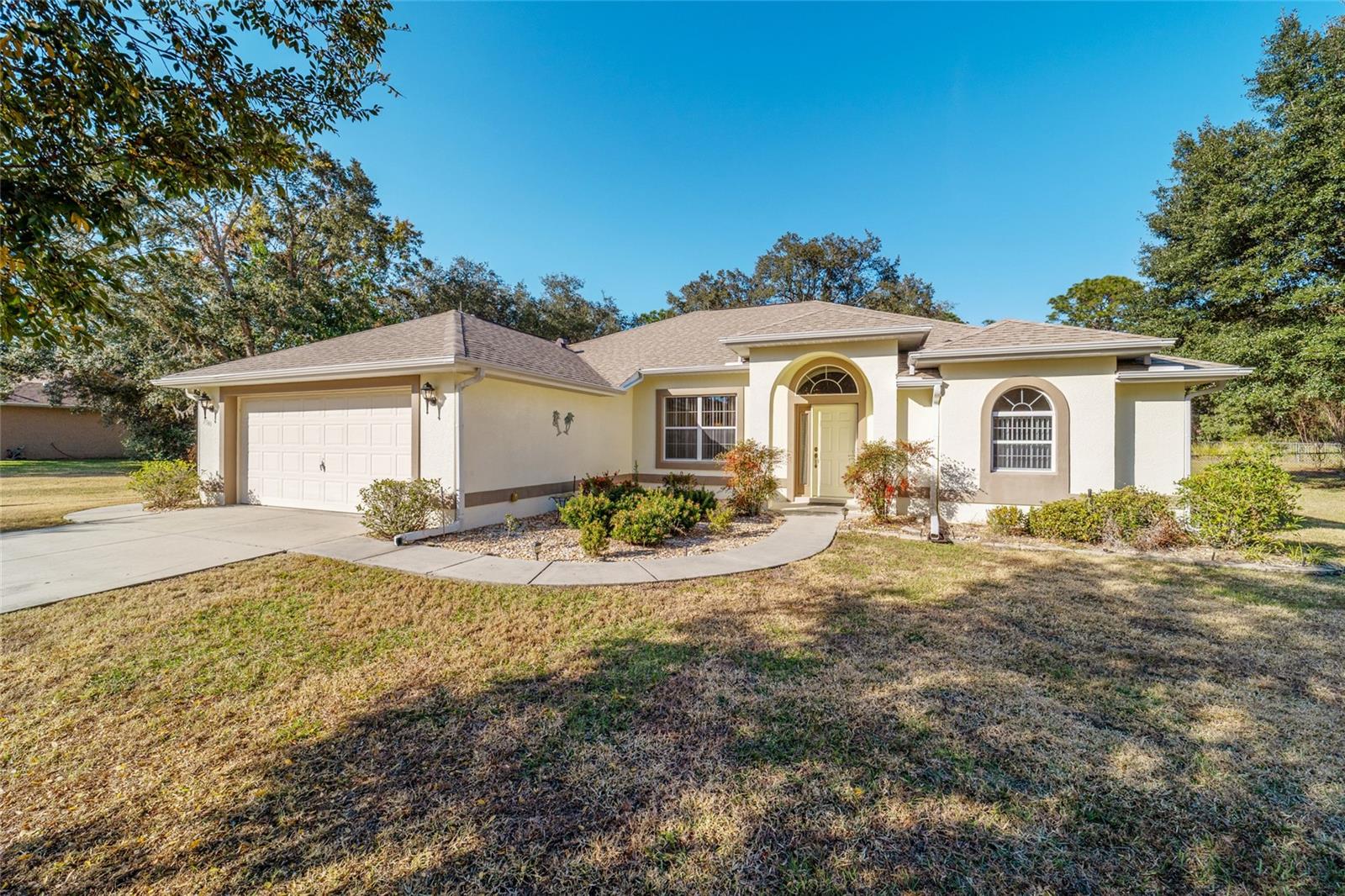 2340 W TALL OAKS DRIVE