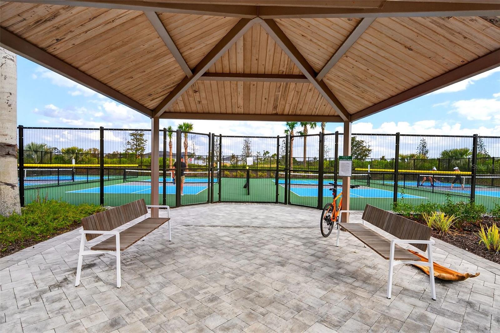 EVERLY/WELLEN PARK - Residential