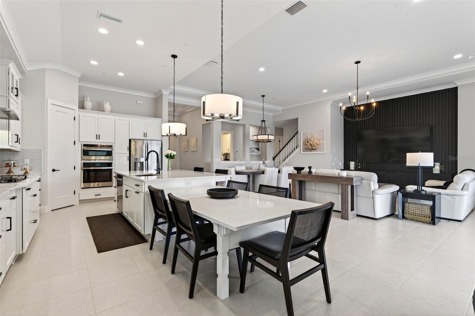 EVERLY/WELLEN PARK - Residential