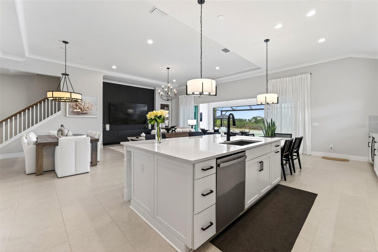 EVERLY/WELLEN PARK - Residential