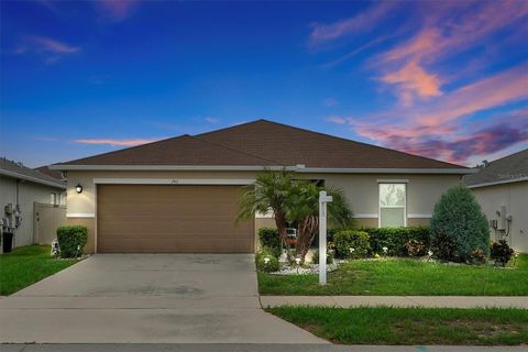 Single Family Residence in WINTER HAVEN FL 260 LAKE LUCERNE WAY.jpg
