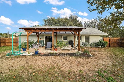 A home in EUSTIS