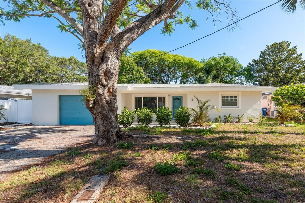 Photo of 1152 Jackmar Road, Dunedin, FL 34698 (MLS # TB8381820)