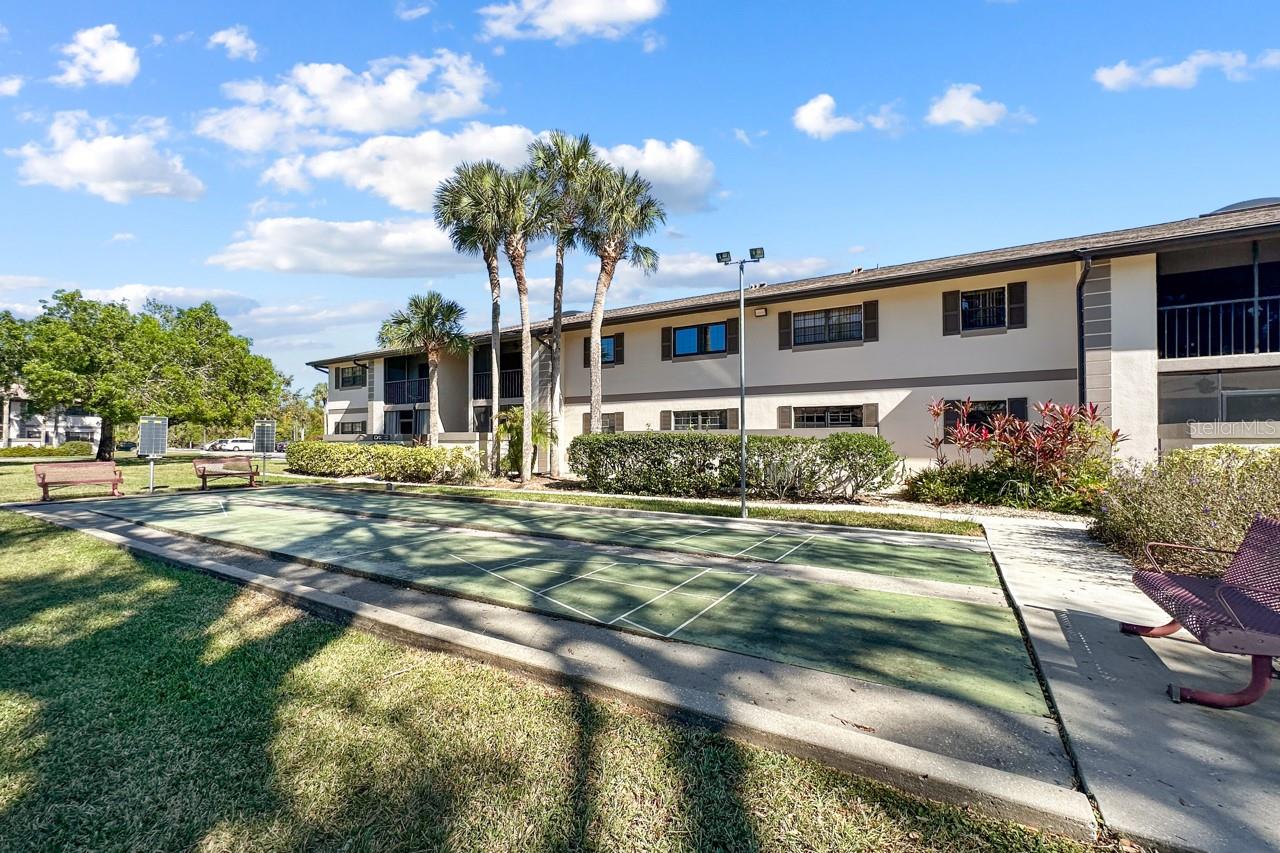 OAK FORREST - Residential