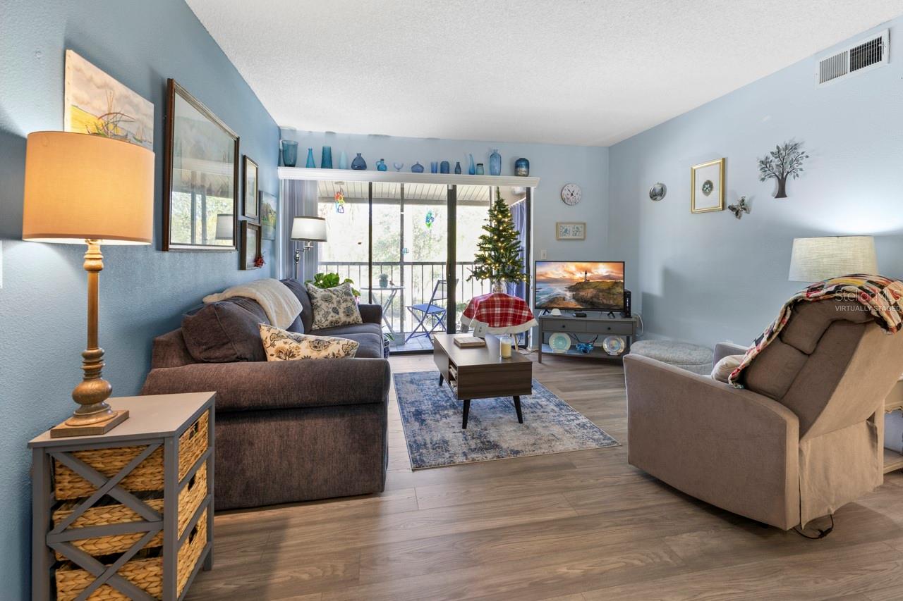 OAK FORREST - Residential