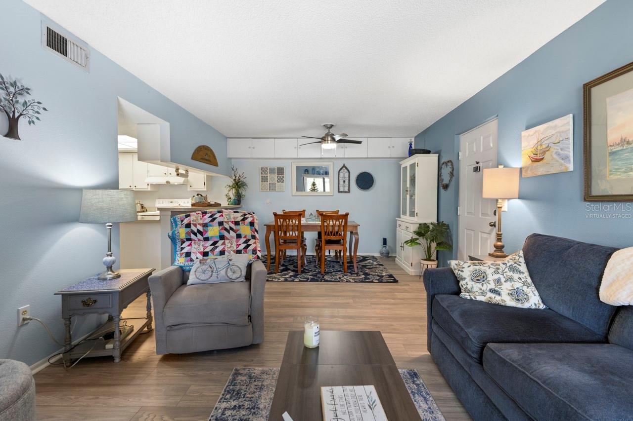 OAK FORREST - Residential