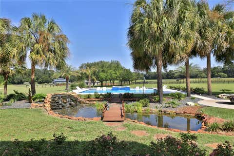 Tiny photo for 14285 N Us Highway 441, Citra, FL 32113 (MLS # OM728228)