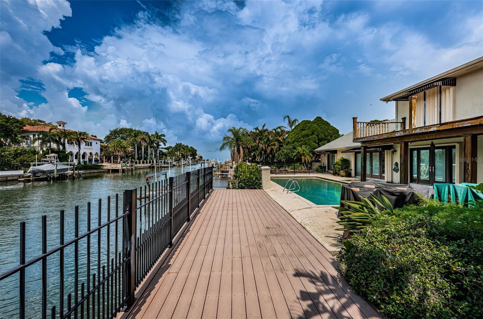 BEACH PARK ISLE SUB - Land