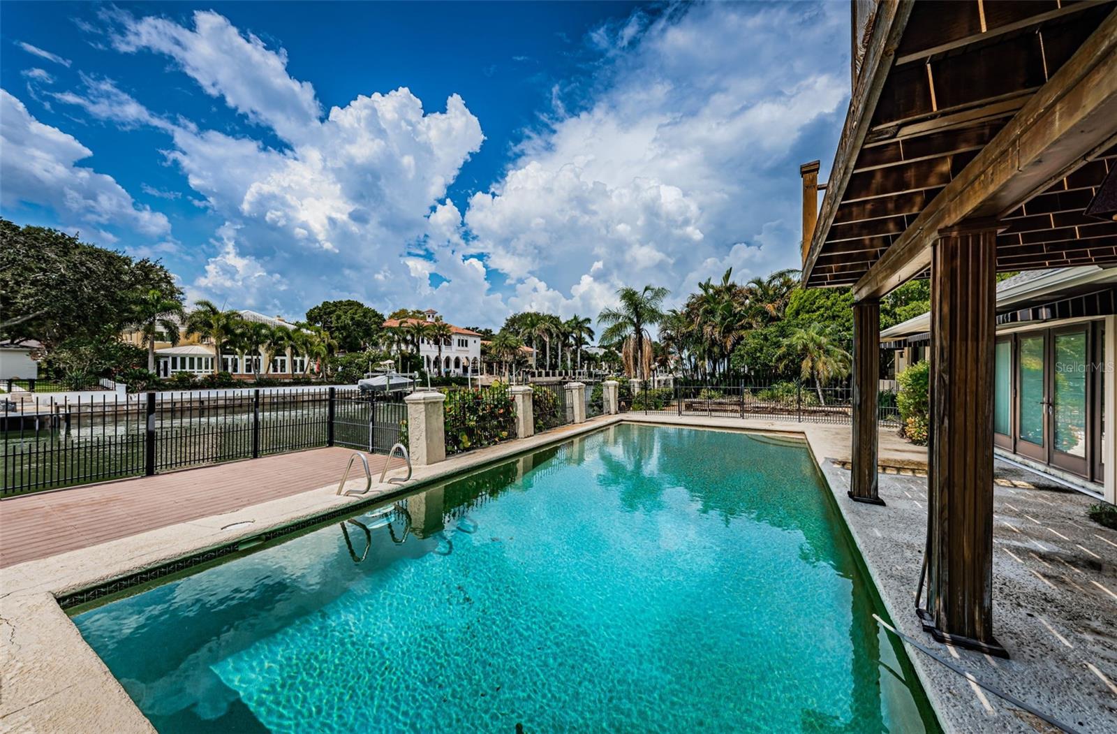 BEACH PARK ISLE SUB - Land