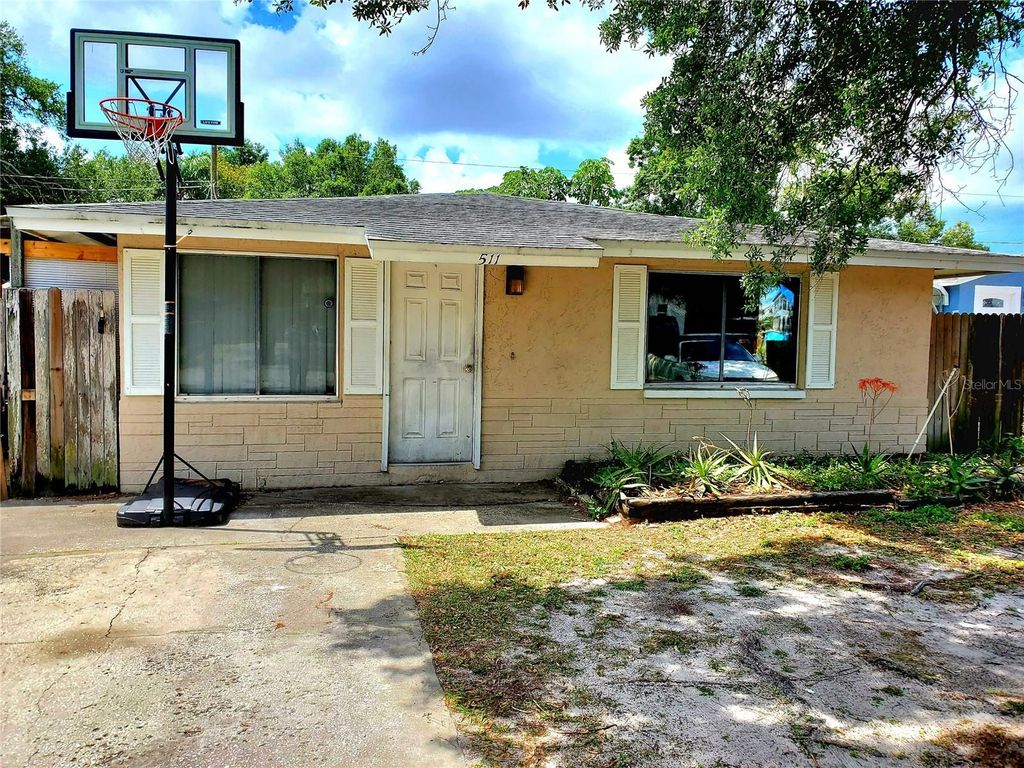 Photo of 511 2nd Avenue NE, Largo, FL 33770 (MLS # TB8497264)