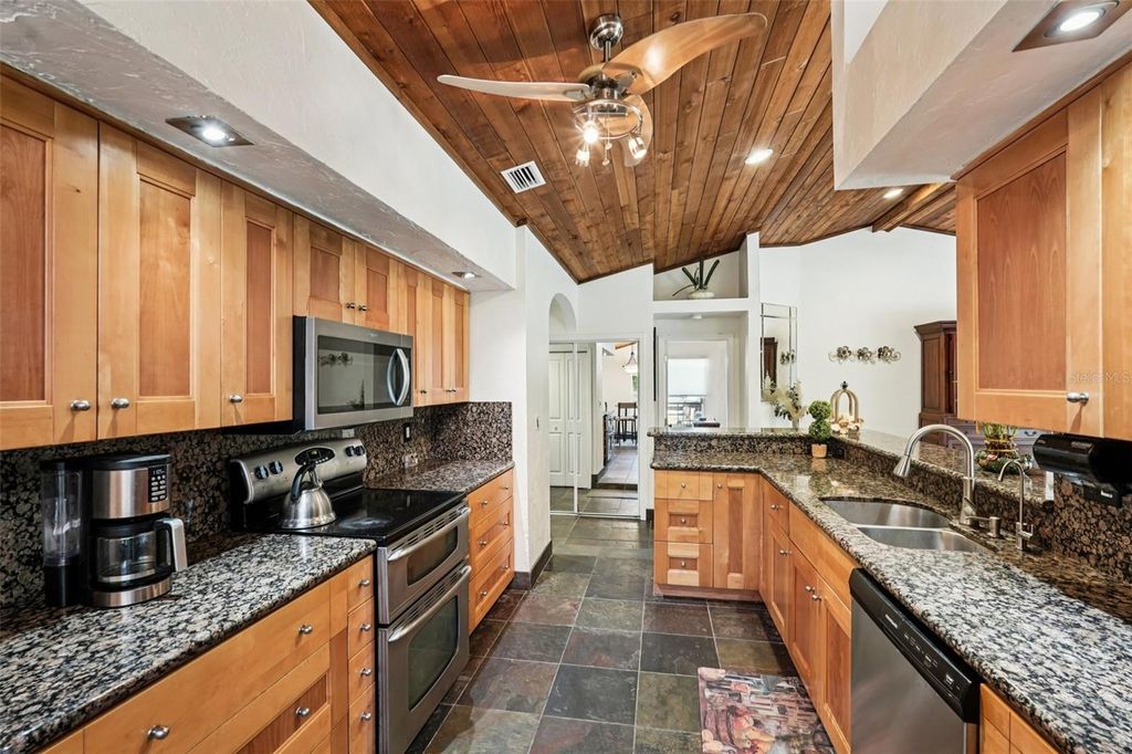 Photo of 600 Shetland Cir, Nokomis, FL 34275 (MLS # N6141878)